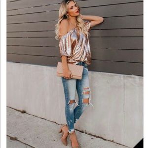 Rose gold vici dolls top